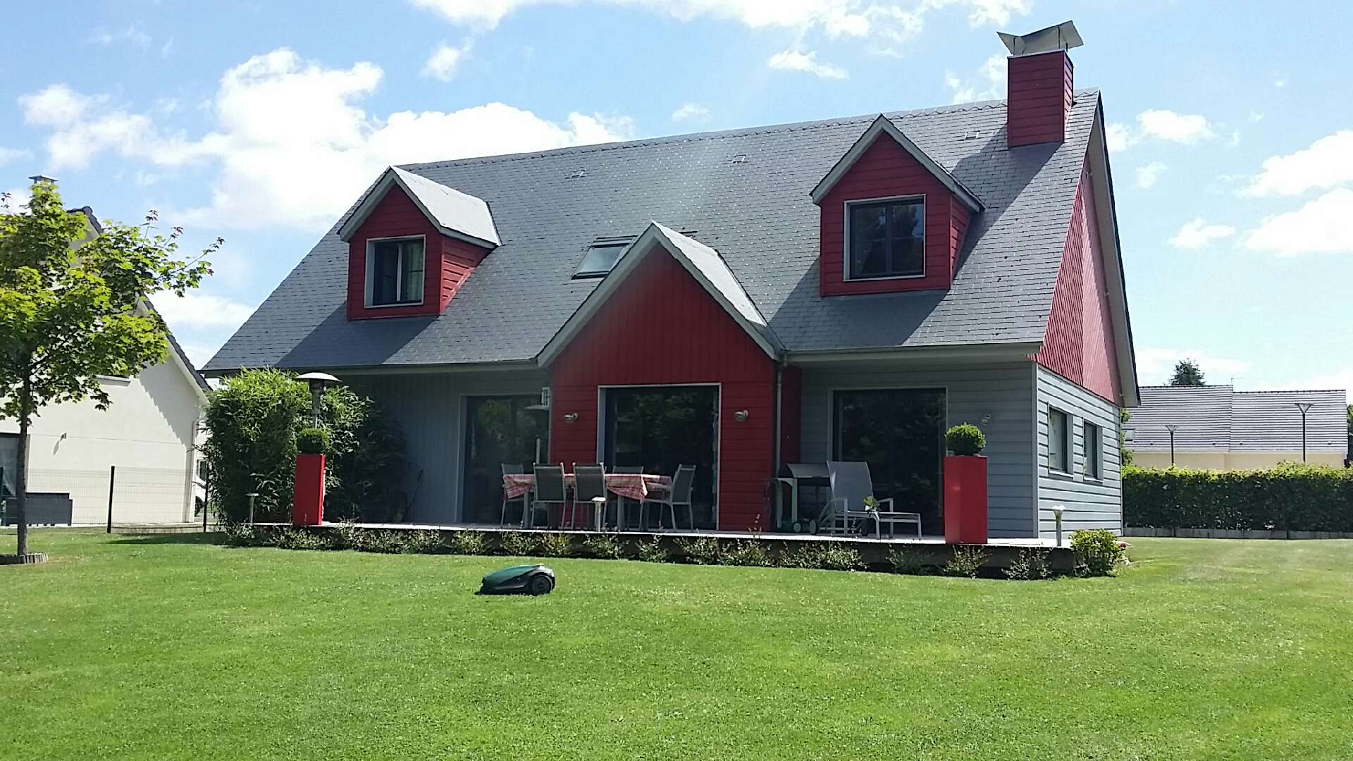 Visuel présentant le résultat de l'installation pour la référence : Encore un beau jardin gr&acirc;ce &agrave; notre robot